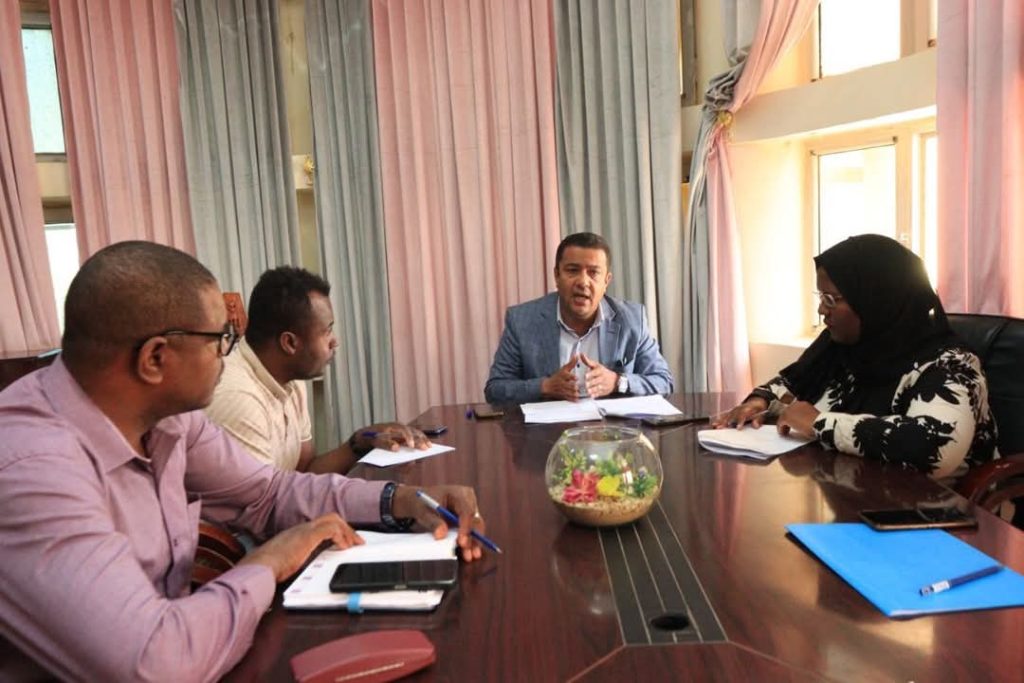 لقاء تنسيقي برئاسة الأمين العام لمناقشة ميزانية 2025 لحاضنة الأعمال ووحدة الطاقات المتجددة وبرامج البحث الوطنية بجامعة الوادي